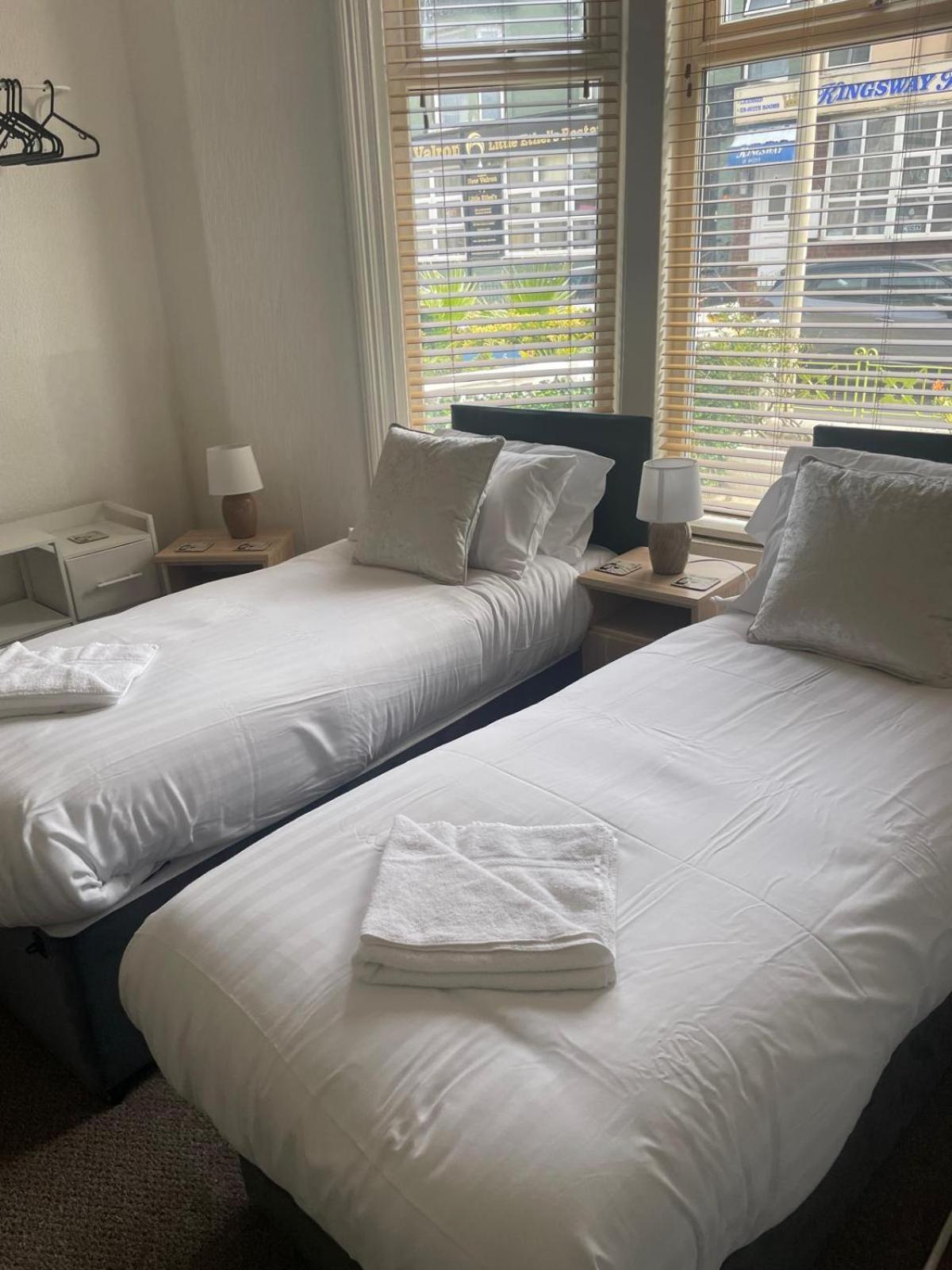 Bed & Breakfast The Glenroy *
